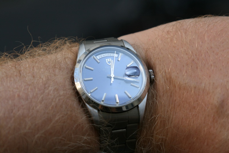 Les montres avec le Jour en français ! IMG_0037
